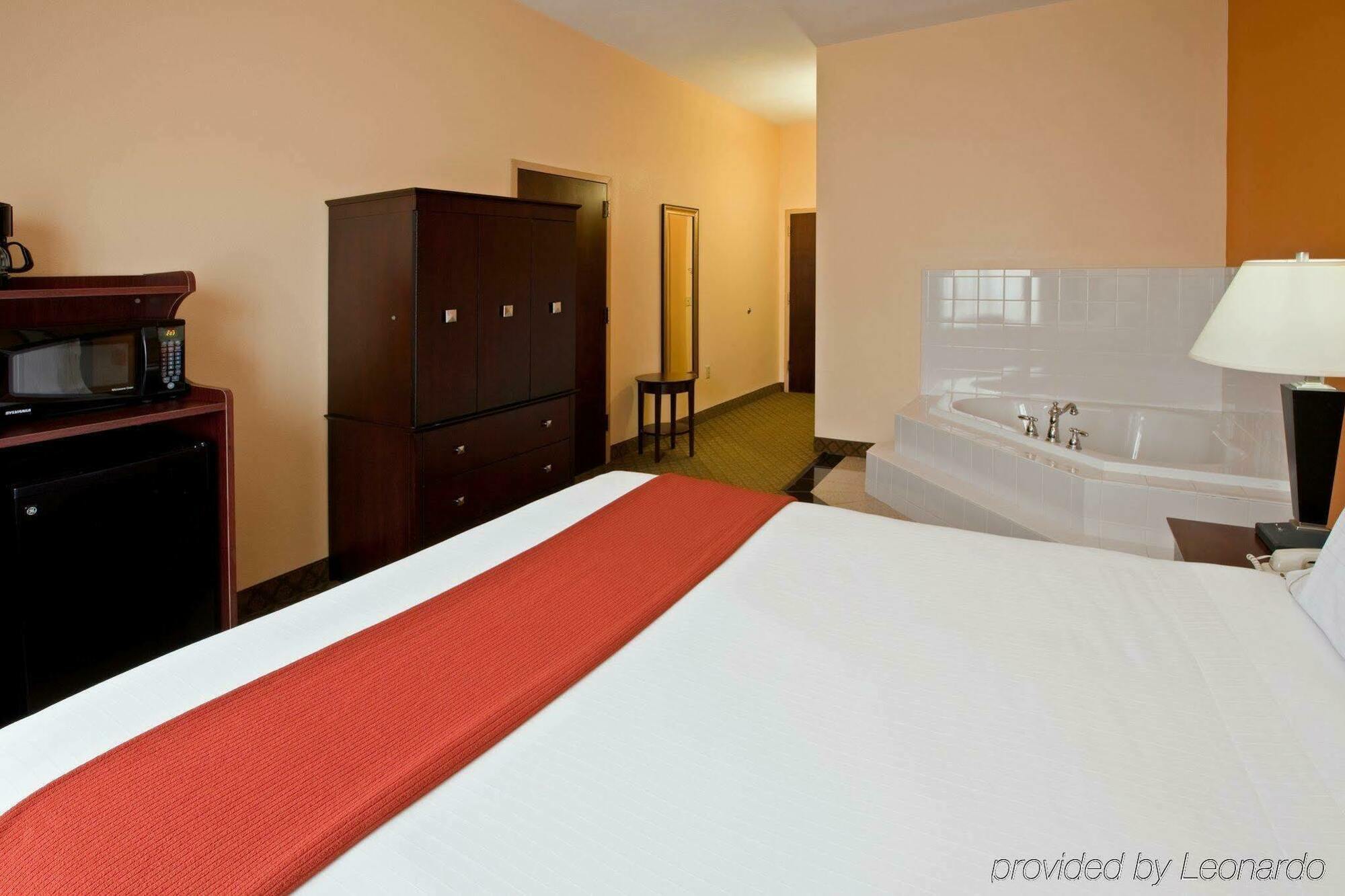 Holiday Inn Express Hotel & Suites Ashland, An Ihg Hotel Εξωτερικό φωτογραφία